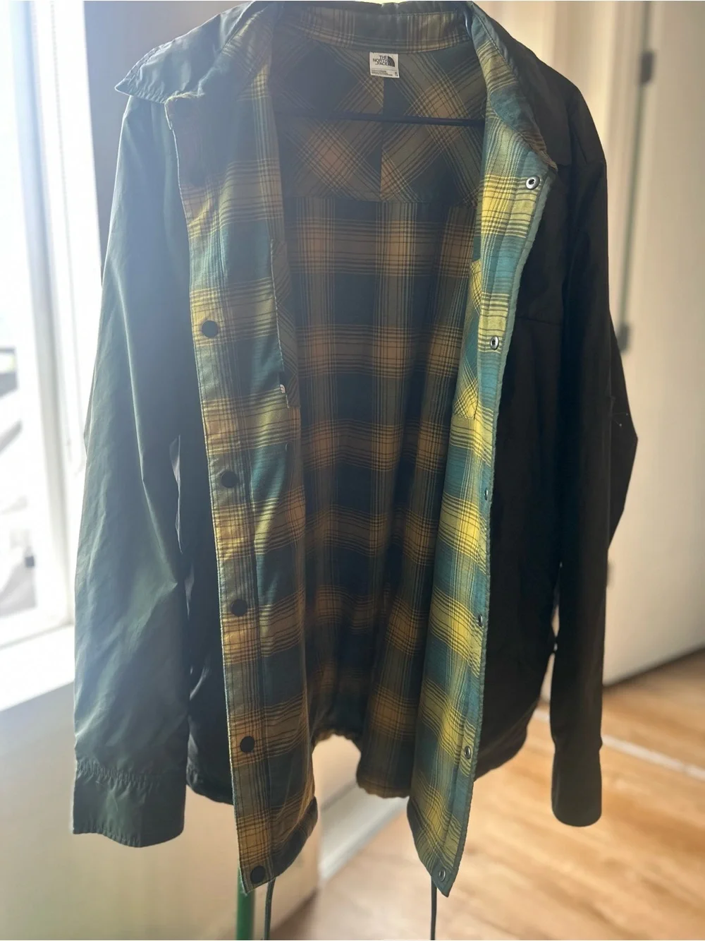The North Face Men's Olive Green Lightweight Shirt Jacket